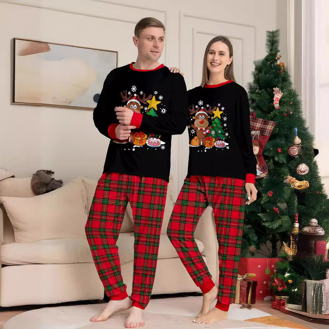 Setelan pohon Natal huruf rusa - Family Tree Print ulasan dan harga