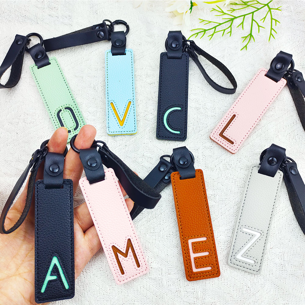 Gantungan Kunci Kulit Pu Klasi - Monogram Keychain Leather ulasan dan harga